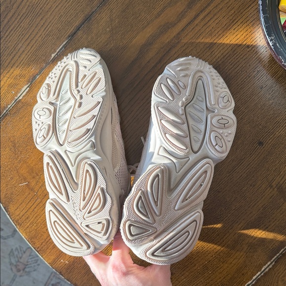 Adidas Women's Beige Mesh Sneakers ozweego - Picture 5 of 7